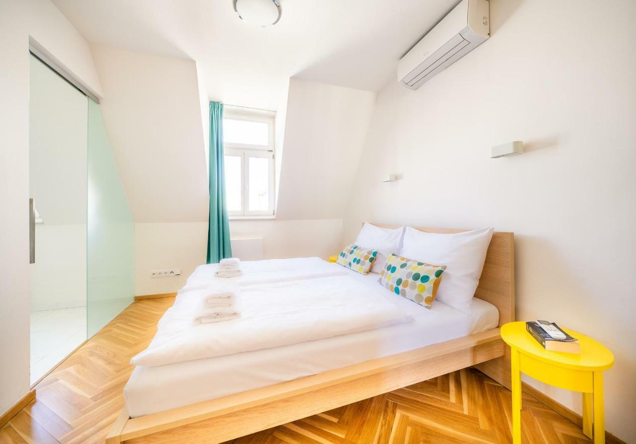 Luxurious Woodrow Wilson In Centre Apartment Prague