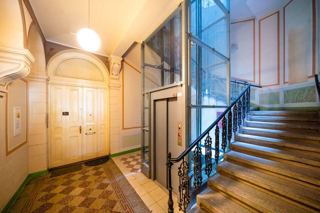 Apartment Luxurious Woodrow Wilson In Centre Prague